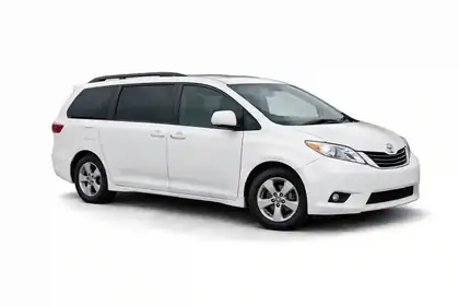 Toyota Sienna rental photo 2
